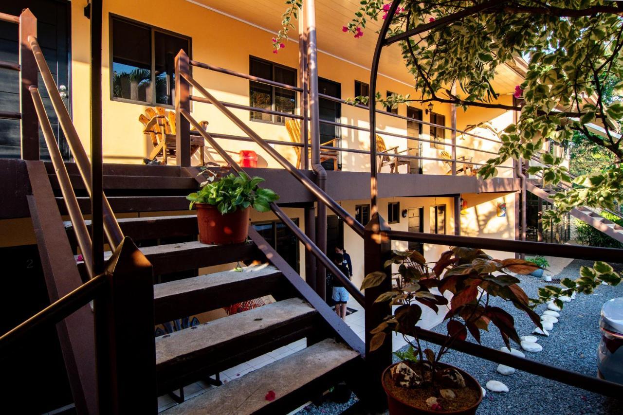 Roxy'S Bed & Breakfast Boca Chica Exterior photo